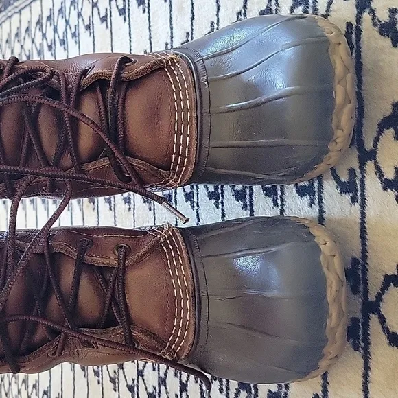 L.L. Bean Sheepskin Lined 8 Eyelet Brown Leather Bean Boots Size 7 N