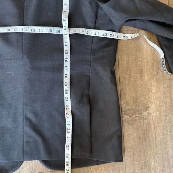 Lombardy Italy 46S Charcoal Gray Suit Jacket 100% Wool, Purple Lining Two-Button