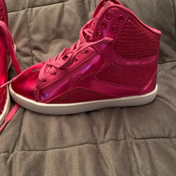 Love pastry girls high top sneakers