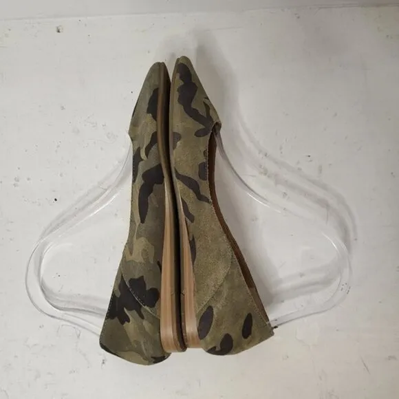 Lucky Brand Bylando Camo Print Pointed Toe Ballet Flats Size 7M