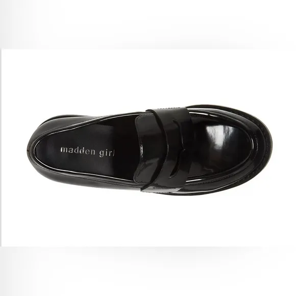 Madden Girl Black Classic Old Money Cecily Loafers New With Box Size 10