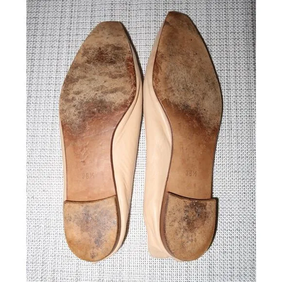 Manolo Blahnik Ballerimu Pointed-Toe Titto Ballerina Flats Size 38.5 / 8.5