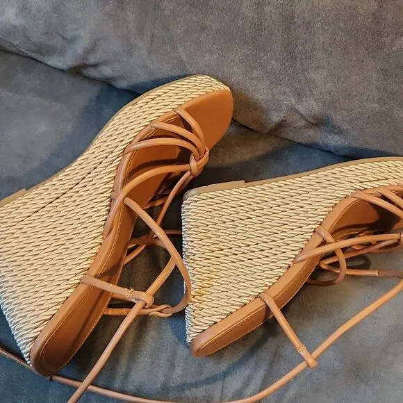 Marc Fisher Tan Women's Platform Sandals Size 8.5 Shoes Espadrilles Strappy Wedg