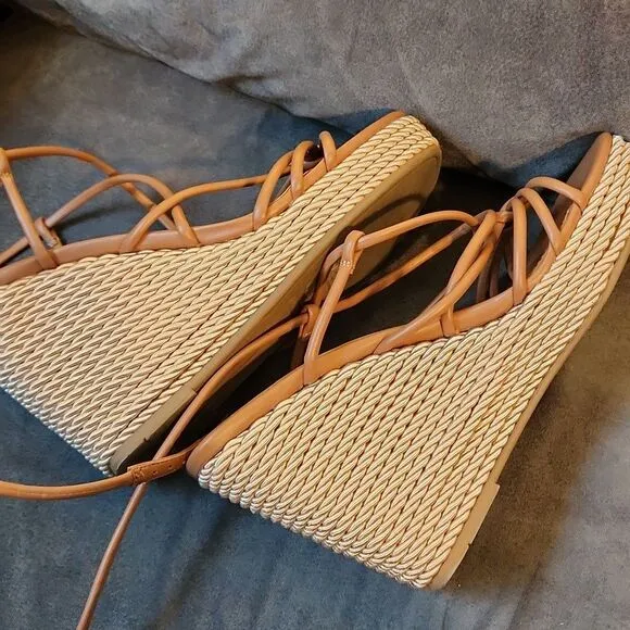 Marc Fisher Tan Women's Platform Sandals Size 8.5 Shoes Espadrilles Strappy Wedg