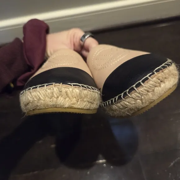 Mario Valentino Women's Black and Cream Espadrilles Size 38 / US 8