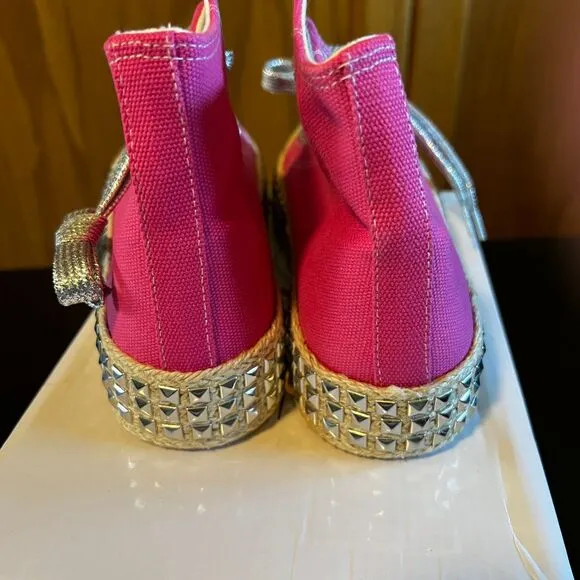 Mata‎ Sz 8 pink studded high top sneakers NIB