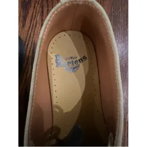 Men's Dr. Martens 1461 Beige loafers
