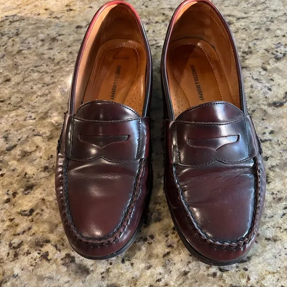 Men’s Johnston &amp; Murphy Burgundy Loafers, Size 10.5