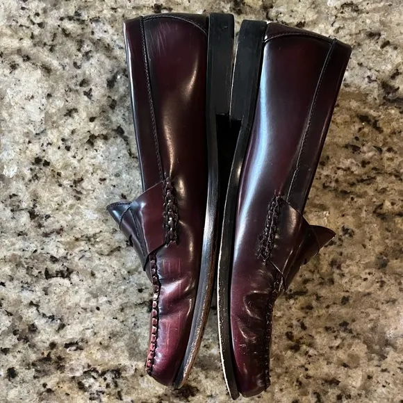 Men’s Johnston &amp; Murphy Burgundy Loafers, Size 10.5
