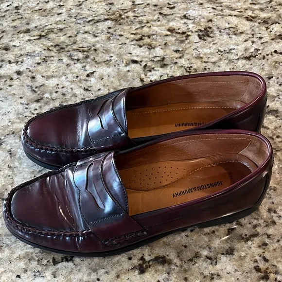 Men’s Johnston &amp; Murphy Burgundy Loafers, Size 10.5