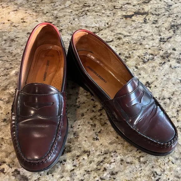 Men’s Johnston &amp; Murphy Burgundy Loafers, Size 10.5