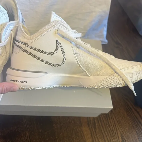Men’s Nike Air Force One -‘07
