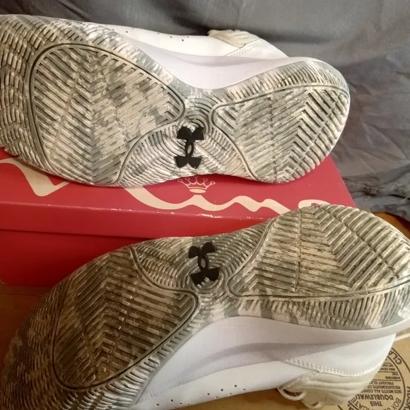 Men's under armour jet 21 high top basketball sneakers