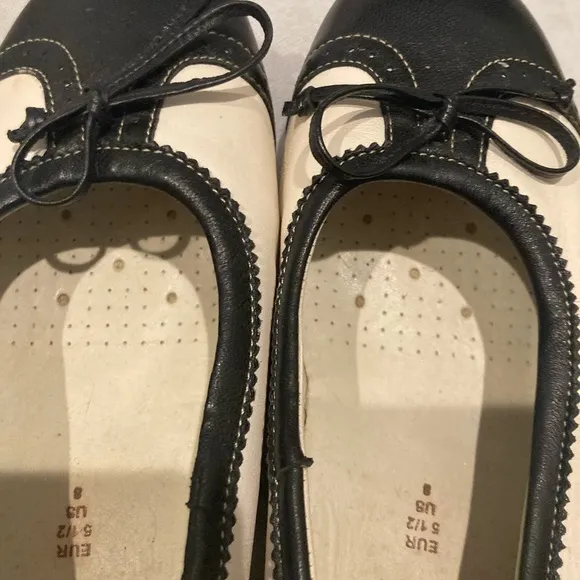 Mephisto Two Tone Bow Ballet Flats