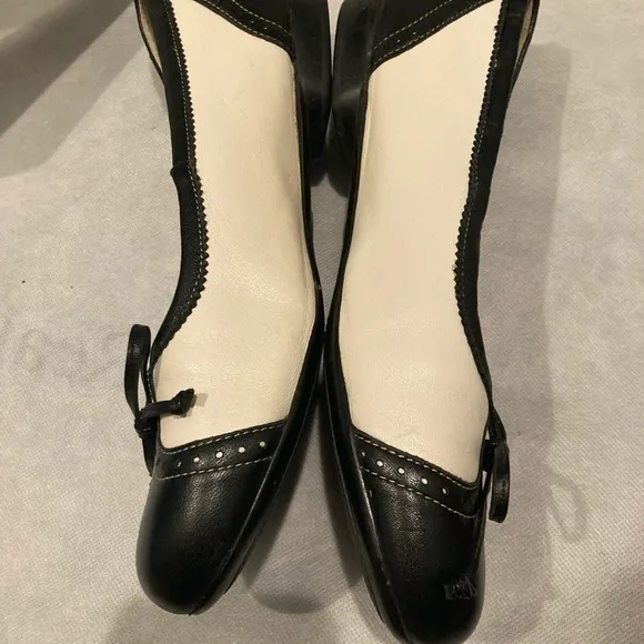 Mephisto Two Tone Bow Ballet Flats