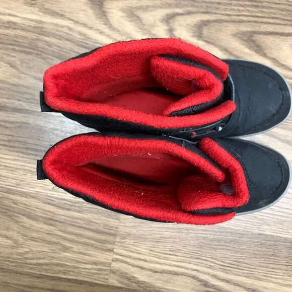 Merrell Snow Storm Boots Kids Size 4M  Waterproof Unisex Black and  Red
