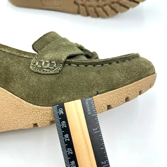 MIA Size 8.5 Brigitta Green Suede Leather Wedges Heels Pumps Loafers Shoes