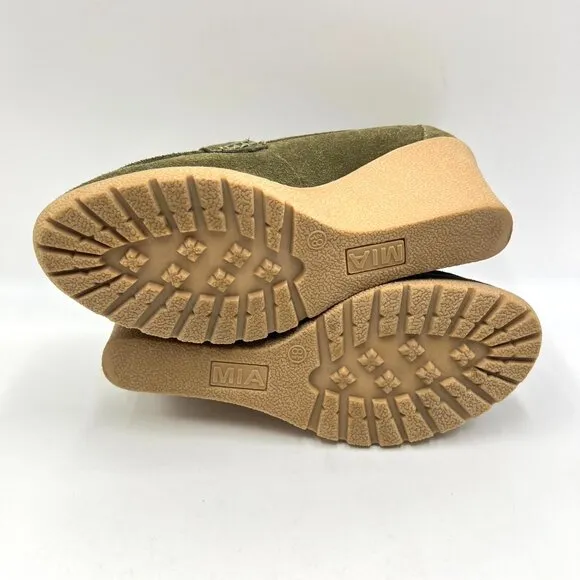 MIA Size 8.5 Brigitta Green Suede Leather Wedges Heels Pumps Loafers Shoes