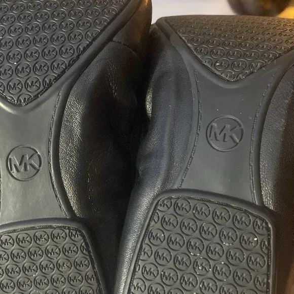 Michael Kors Black Ballet Flats, 8.5 , pre loved 🥰