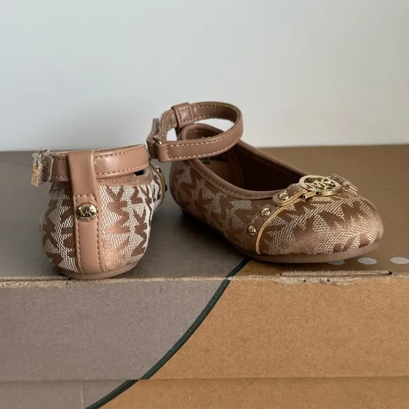 Michael Kors Toddler Ballet Flats - SZ 5 C