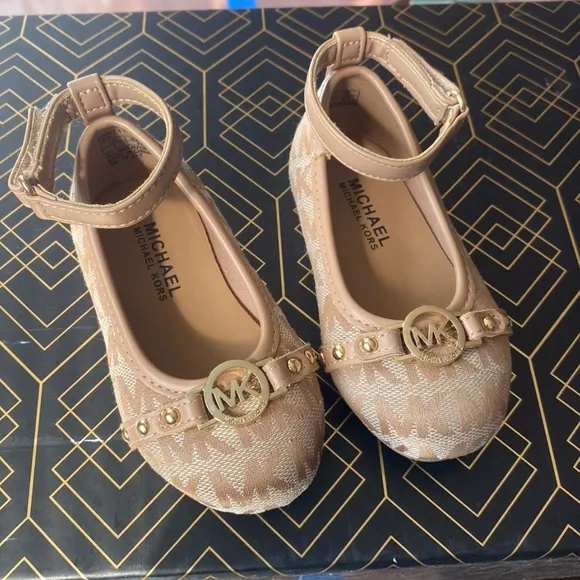 Michael Kors Toddler Ballet Flats - SZ 5 C