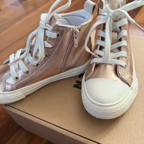 Mini Boden High Top Sneakers