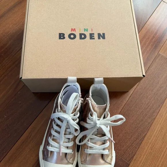 Mini Boden High Top Sneakers
