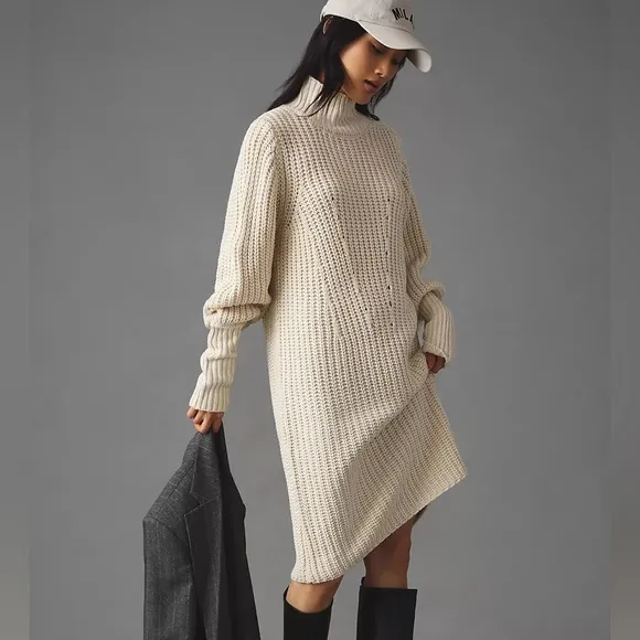 Moon River Sweater Dress Button Detail Turtleneck Cream Color NWOT
