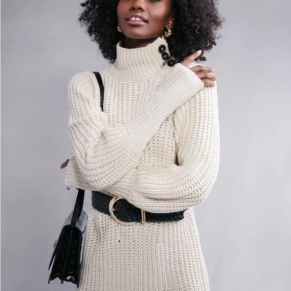 Moon River Sweater Dress Button Detail Turtleneck Cream Color NWOT