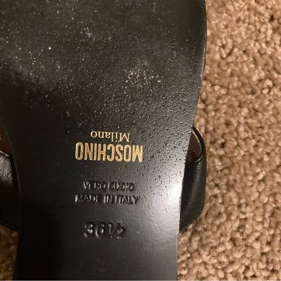 Moschino Calfskin Teddy Studs flat sandals