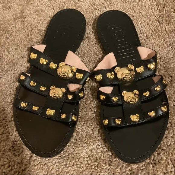 Moschino Calfskin Teddy Studs flat sandals
