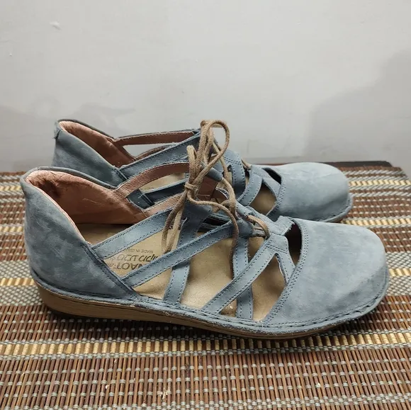 Naot blue suede strappy sandals Women's Size 39