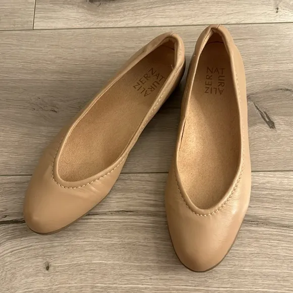 Naturalizer Ballet Flats