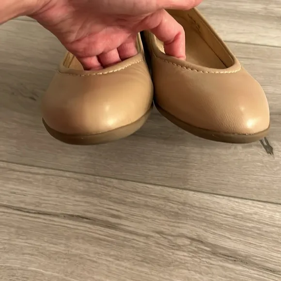 Naturalizer Ballet Flats