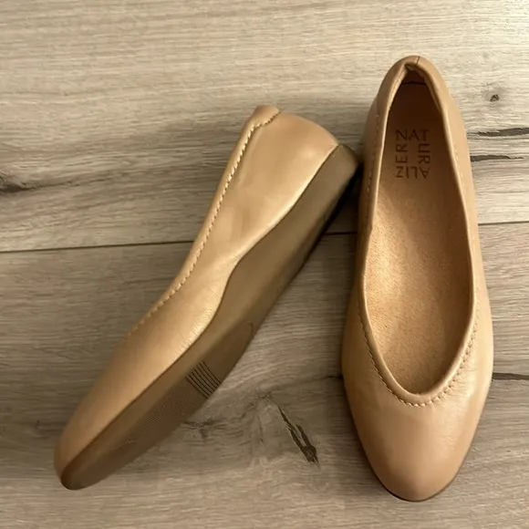 Naturalizer Ballet Flats