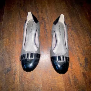 Naturalizer buckle detail ballet flats