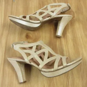 NATURALIZER Danya Tender Taupe Printed Iguana Dress Sandals Womens Size 7 NARROW