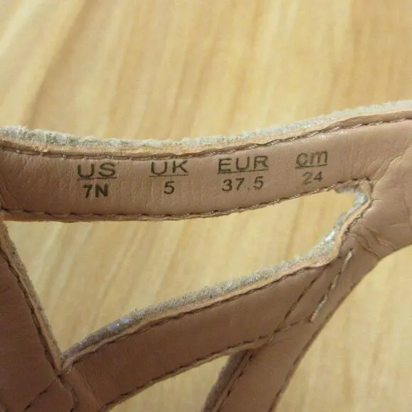NATURALIZER Danya Tender Taupe Printed Iguana Dress Sandals Womens Size 7 NARROW
