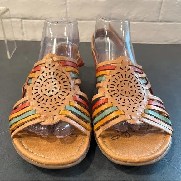 Naturalizer sz 9 Wendy haurache sandals multicolor leather