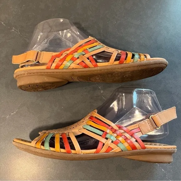 Naturalizer sz 9 Wendy haurache sandals multicolor leather