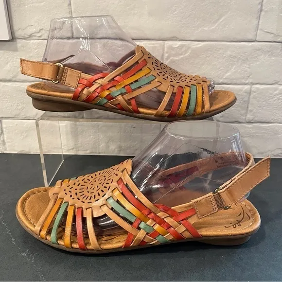 Naturalizer sz 9 Wendy haurache sandals multicolor leather