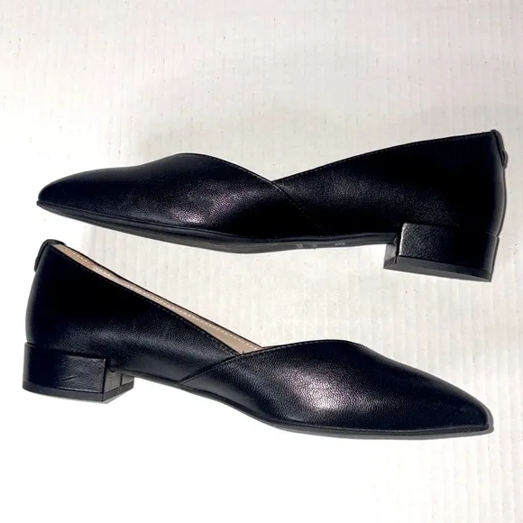 Nero Giardini black leather flats size 36/5.5