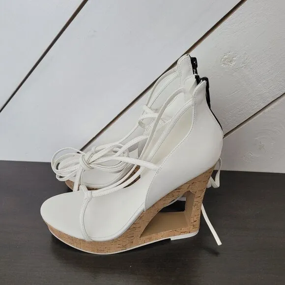 NEW AAJ By Aminah Nina Lace-Up Architectural Wedge White 8M Sandals