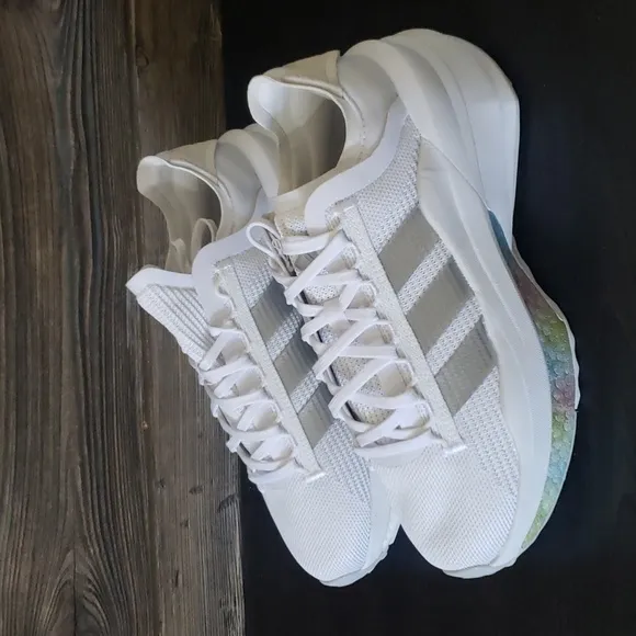 New Adidas Avryn X White Chunky Running Sneakers