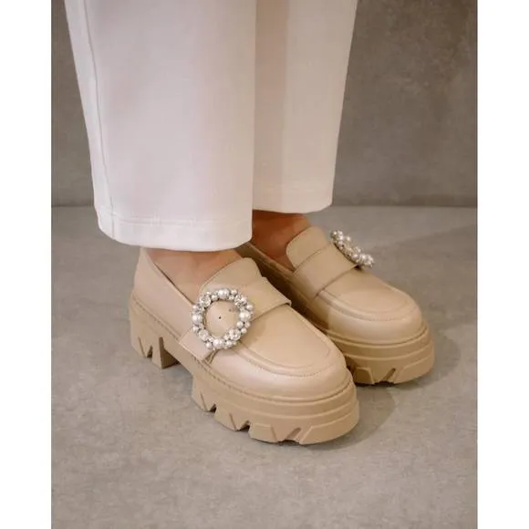 NEW ALOHAS trailblazer crystal loafers in ivory/beige leather