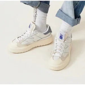 New Balance Men’s Size 6 Women’s Size 7.5 CT302OA White Cream Chunky Dad Sneaker