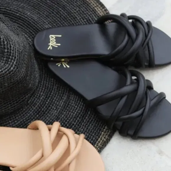 NEW BEEK Leather Puffback Flat Sandals black for women 763mn