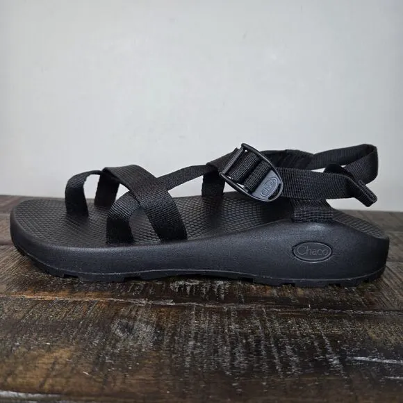 NEW Chaco Z2 Classic Mens Size 11 Strappy Outdoor Trail Sandals Shoes Black