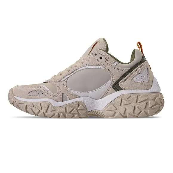 NEW  Champion Big Boys Tank Trak Athletic Sneakers