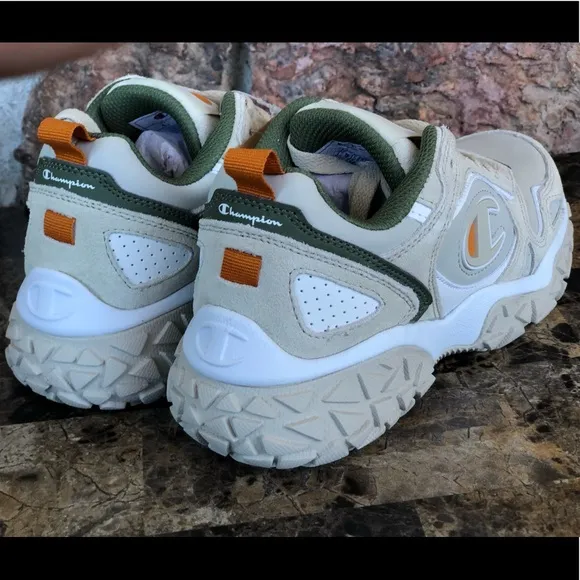 NEW  Champion Big Boys Tank Trak Athletic Sneakers